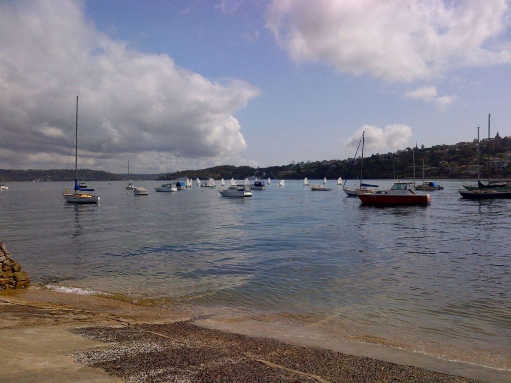 Two Girls Sailing - @SailorGirlHQ